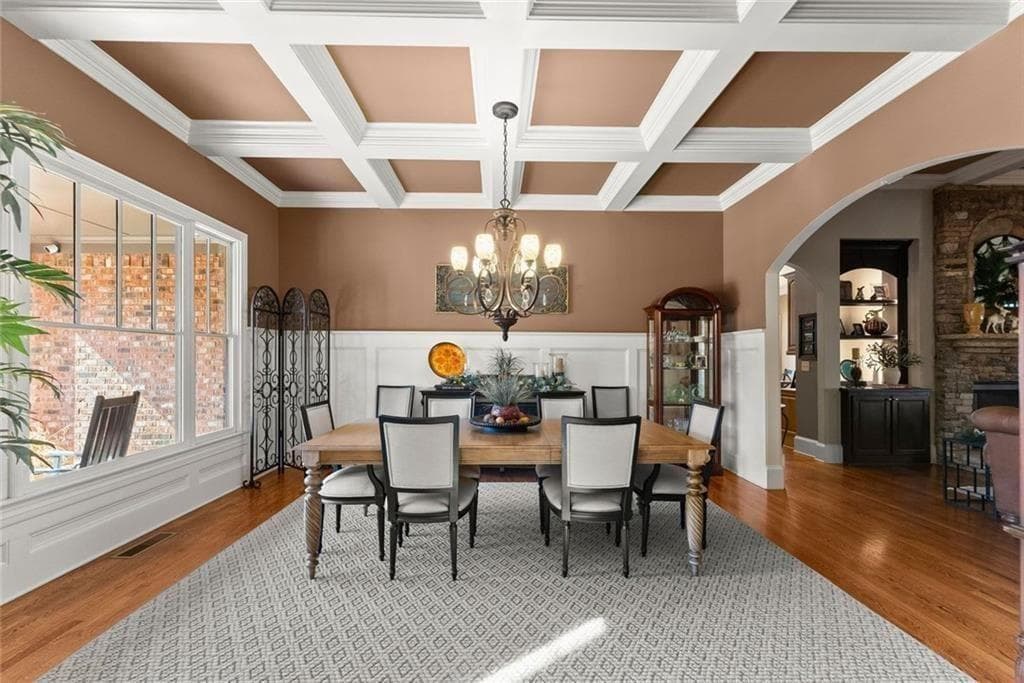 5 bedroom, 6 bathroom, 6,497 sq ft single family residence for sale at 1875 Southers Circle, Suwanee, GA 30024 — photo 3