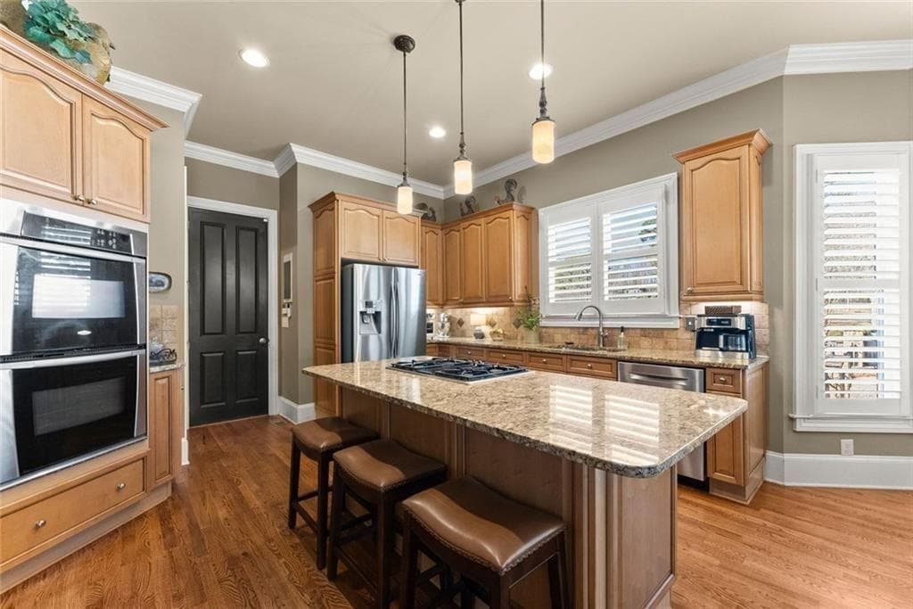 5 bedroom, 6 bathroom, 6,497 sq ft single family residence for sale at 1875 Southers Circle, Suwanee, GA 30024 — photo 9
