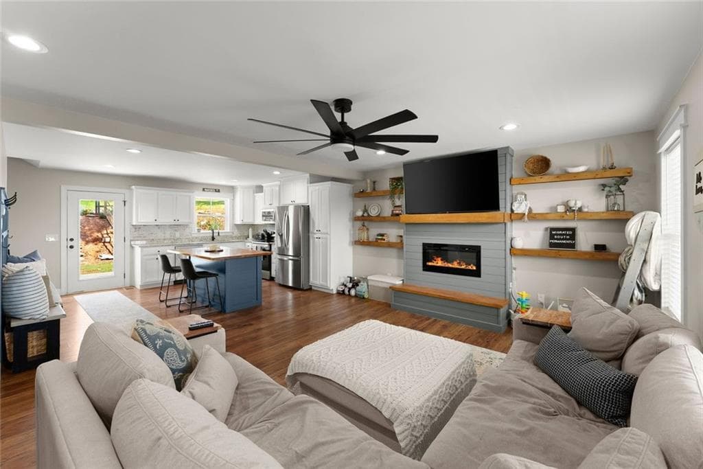 3 bedroom, 3 bathroom, 1,554 sq ft single family residence for sale at 295 Silas Road, Dahlonega, GA 30533 — photo 10