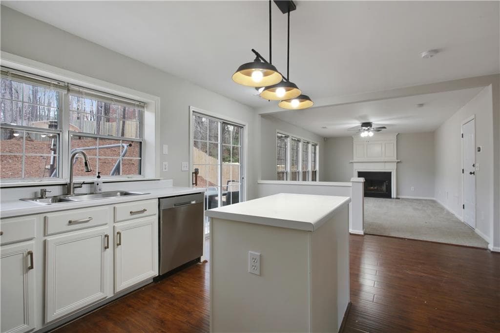 4 bedroom, 3 bathroom, 2,072 sq ft single family residence for rent at 3644 Kentford Lane, Peachtree Corners, GA 30092 for $3,150 a month — photo 8