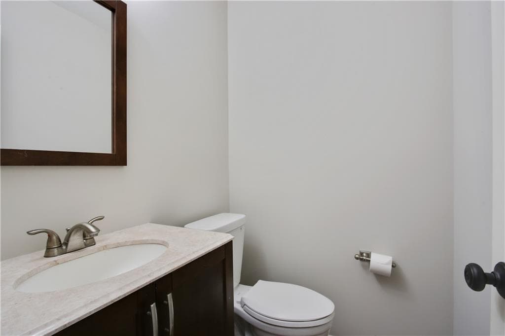 4 bedroom, 3 bathroom, 2,072 sq ft single family residence for rent at 3644 Kentford Lane, Peachtree Corners, GA 30092 for $3,150 a month — photo 9
