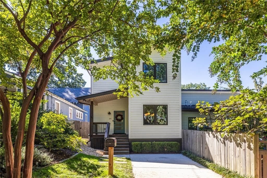 3 bedroom, 3 bathroom, 1,984 sq ft townhouse for sale at 219 Gibson Street, Atlanta, GA 30316