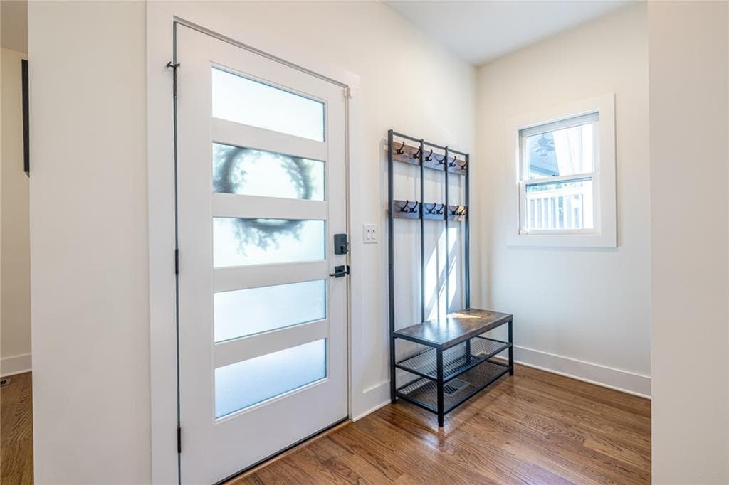 3 bedroom, 3 bathroom, 1,984 sq ft townhouse for sale at 219 Gibson Street, Atlanta, GA 30316 — photo 4