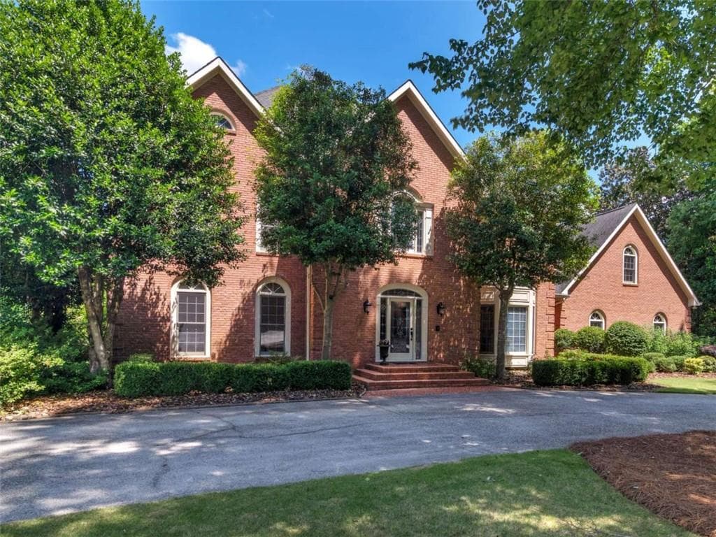 5 bedroom, 4 bathroom, 5,400 sq ft single family residence for sale at 8568 Canal Drive, Jonesboro, GA 30236 — photo 6