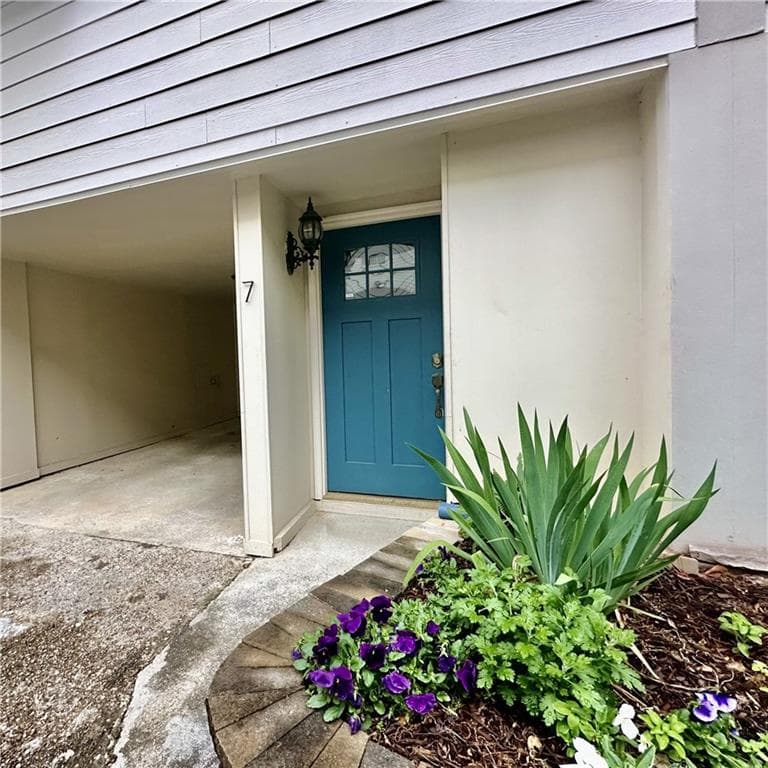 2 bedroom, 2 bathroom, 1,152 sq ft townhouse for rent at 835 Glendale Terrace 7, Atlanta, GA 30308 for $3,075 a month