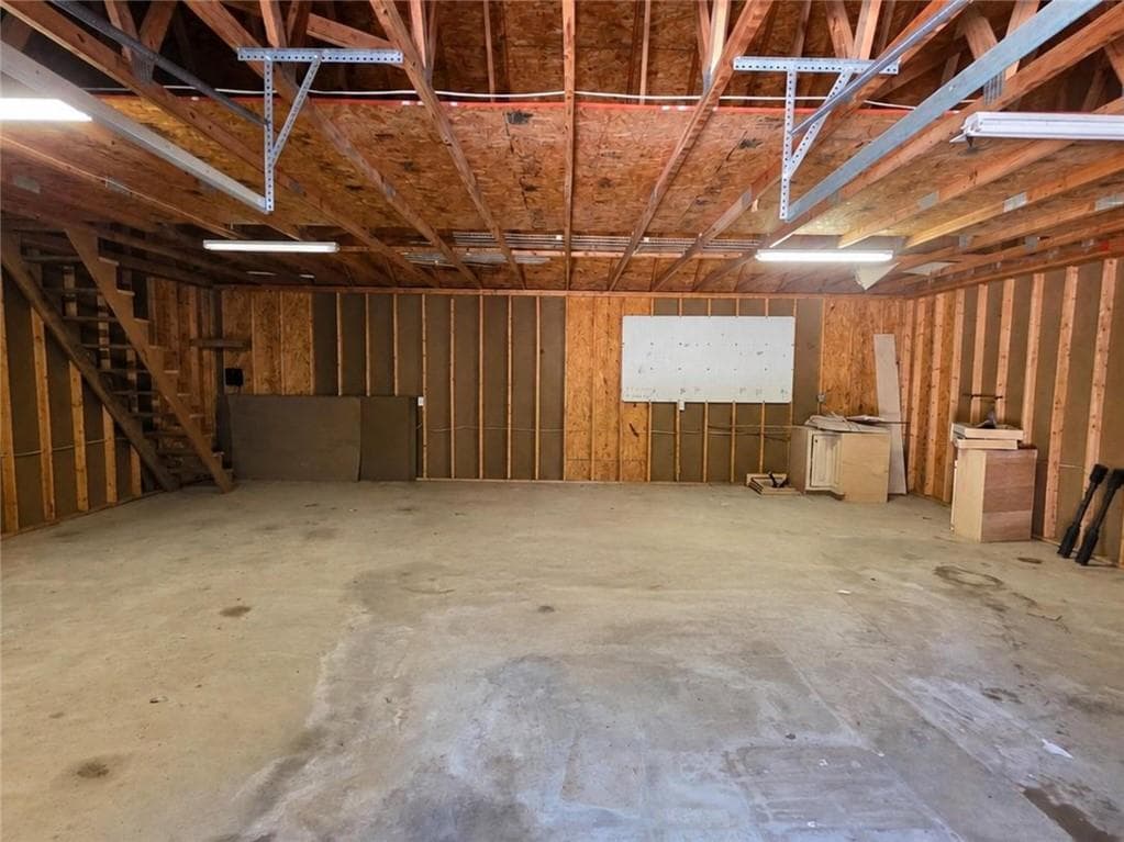 6 bedroom, 7 bathroom, 6,957 sq ft single family residence for sale at 5098 Gwendolyn Court, Acworth, GA 30101 — photo 5