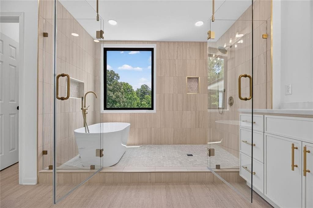 6 bedroom, 7 bathroom, 6,957 sq ft single family residence for sale at 5098 Gwendolyn Court, Acworth, GA 30101 — photo 9