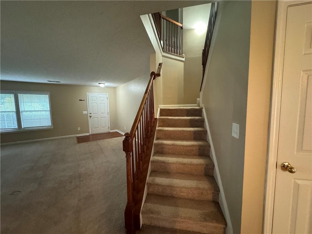 4 bedroom, 3 bathroom, 2,943 sq ft single family residence for rent at 110 Cedar Bay Circle, Dallas, GA 30157 for $2,250 a month — photo 4