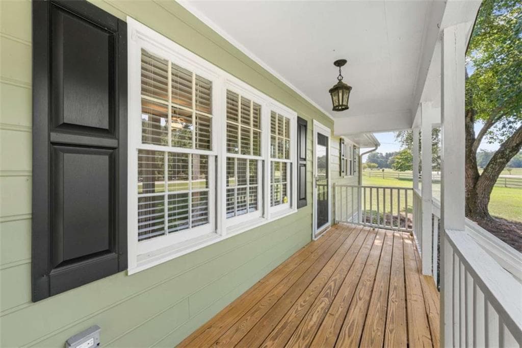 3 bedroom, 2 bathroom, 1,506 sq ft single family residence for sale at 243 Seay Road, Fayetteville, GA 30215 — photo 5