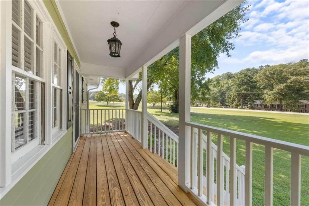 3 bedroom, 2 bathroom, 1,506 sq ft single family residence for sale at 243 Seay Road, Fayetteville, GA 30215 — photo 6