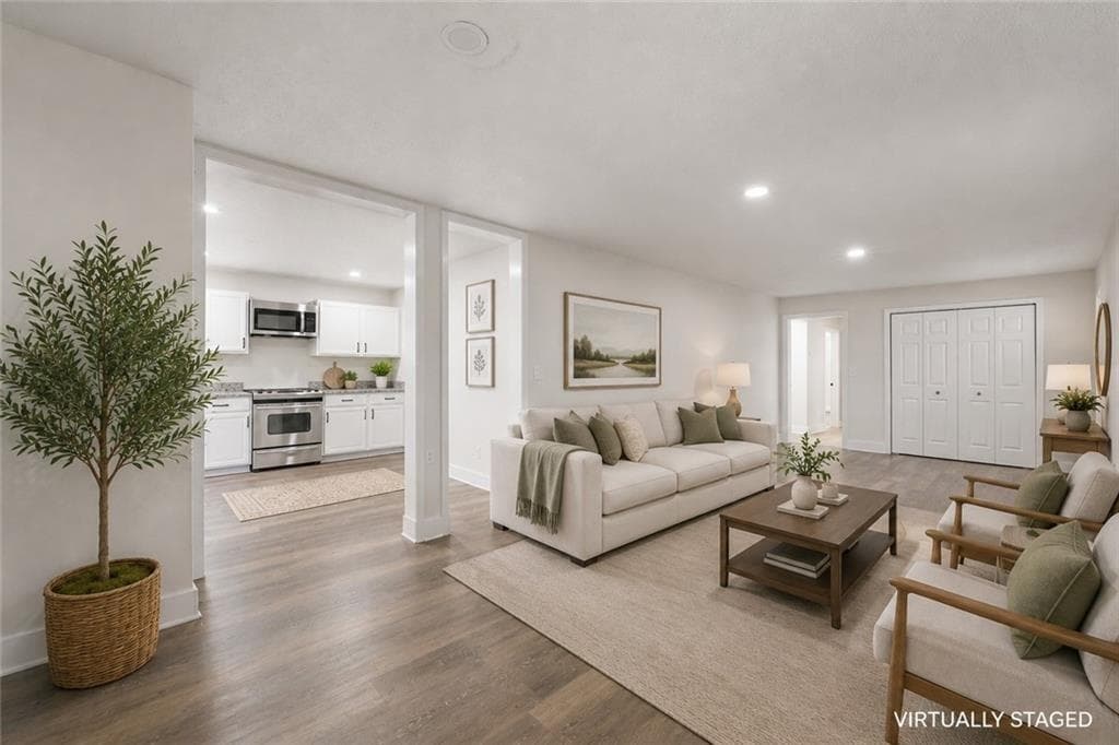 3 bedroom, 2 bathroom, 1,234 sq ft single family residence for rent at 4755 Kent Road, Atlanta, GA 30337 for $1,950 a month — photo 3