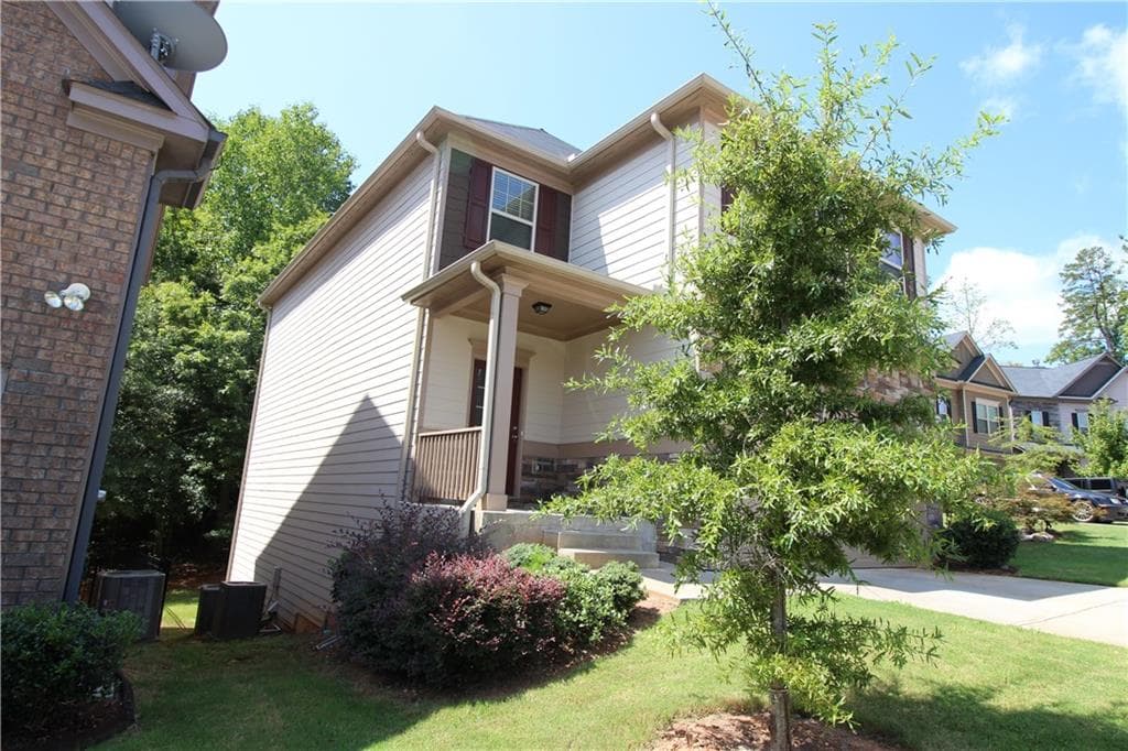 4 bedroom, 4 bathroom, 2,240 sq ft single family residence for rent at 2979 Woodward Down Trail, Buford, GA 30519 for $2,550 a month — photo 4