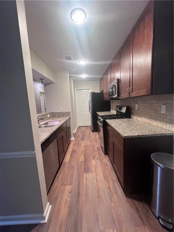 2 bedroom, 2 bathroom, 1,382 sq ft condominium for sale at 1538 Chantilly Drive 222, Atlanta, GA 30324 — photo 3