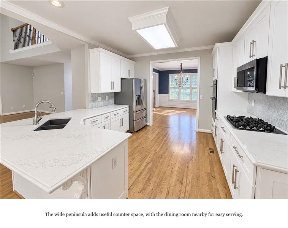 4 bedroom, 4 bathroom, 4,023 sq ft single family residence for rent at 4935 Woolton Hill Lane, Suwanee, GA 30024 for $3,600 a month — photo 8