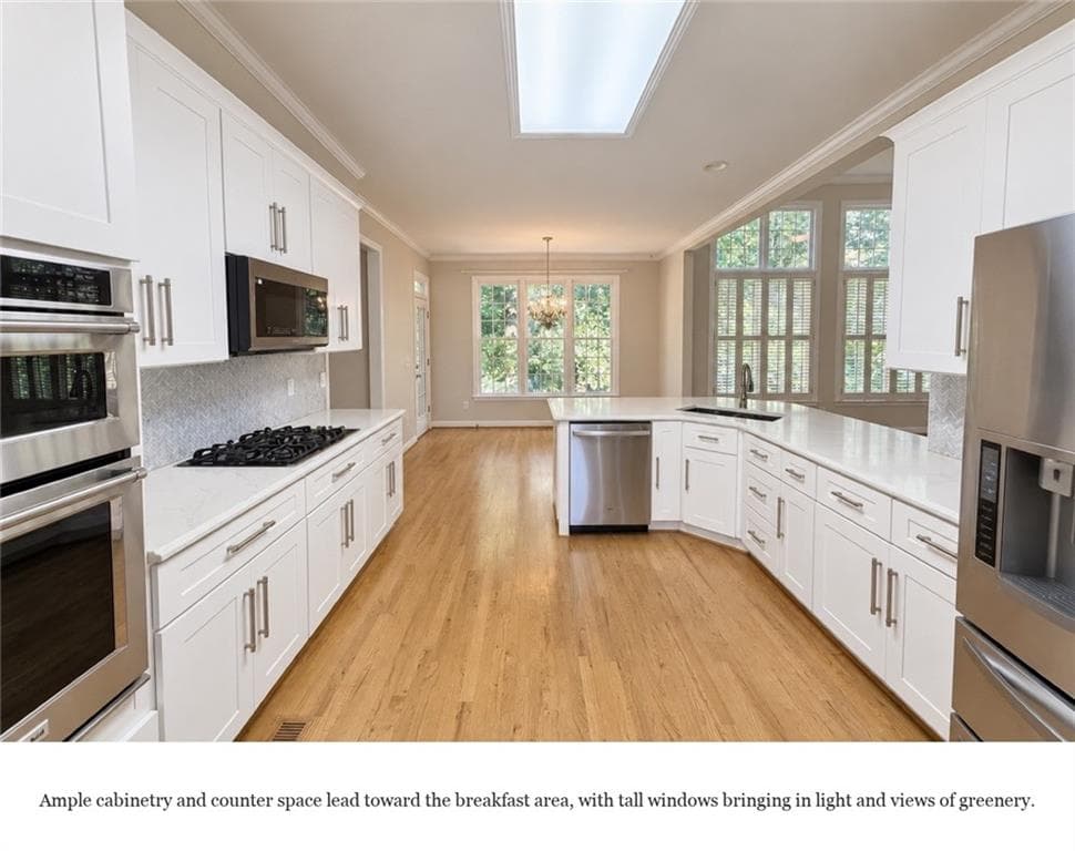 4 bedroom, 4 bathroom, 4,023 sq ft single family residence for rent at 4935 Woolton Hill Lane, Suwanee, GA 30024 for $3,600 a month — photo 10