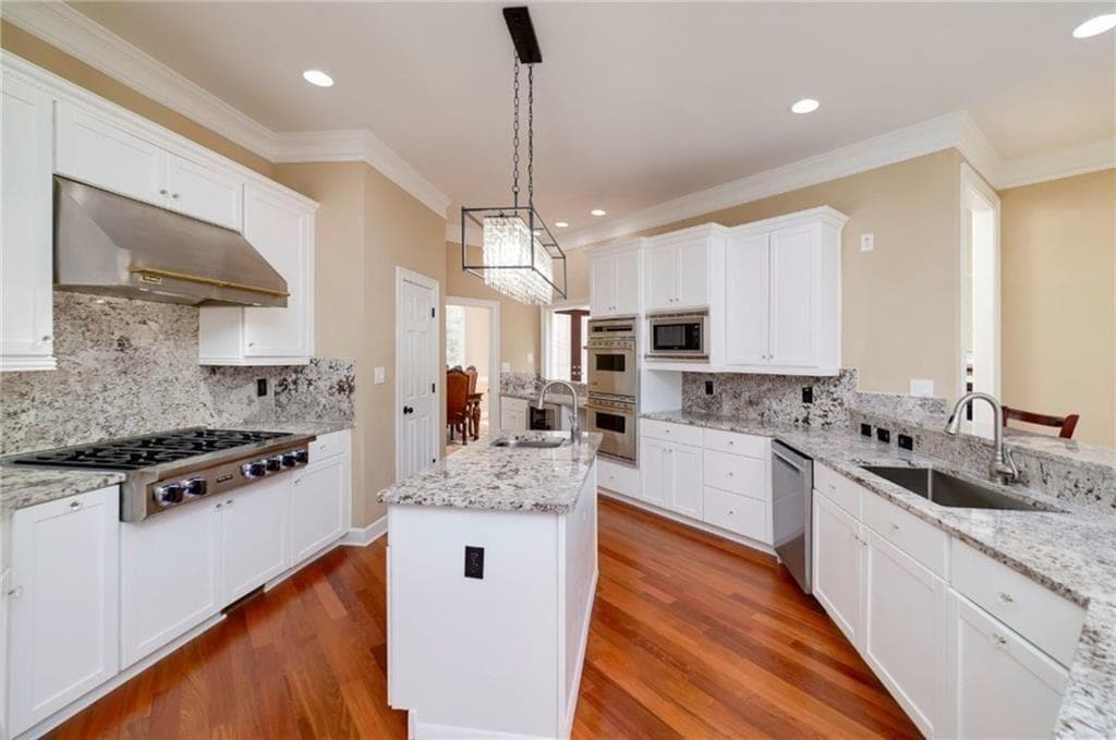 8 bedroom, 8 bathroom, 8,000 sq ft single family residence for sale at 170 Longcreek Drive, Fayetteville, GA 30214 — photo 6