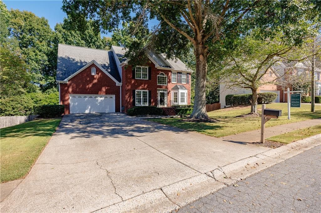 4 bedroom, 3 bathroom, 4,283 sq ft single family residence for sale at 4620 Howell Farms Drive, Acworth, GA 30101 — photo 2