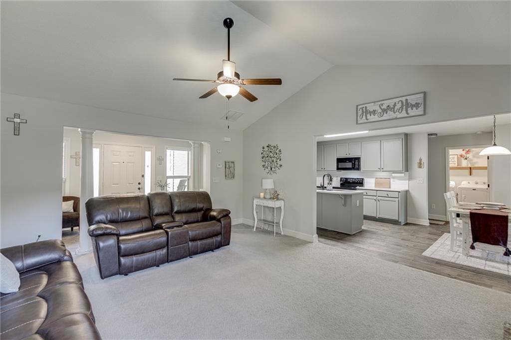3 bedroom, 2 bathroom, 1,680 sq ft single family residence for sale at 128 Waterford Glen Drive, Lula, GA 30554 — photo 5