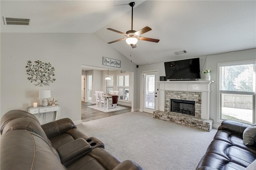 3 bedroom, 2 bathroom, 1,680 sq ft single family residence for sale at 128 Waterford Glen Drive, Lula, GA 30554 — photo 6