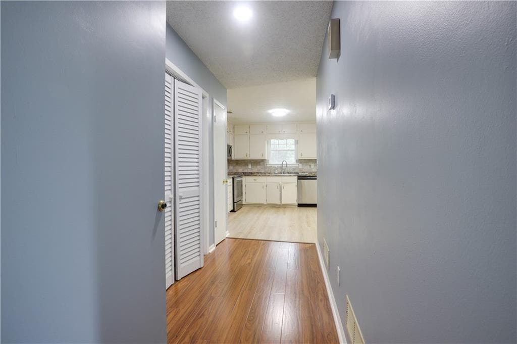 3 bedroom, 3 bathroom, 1,504 sq ft single family residence for rent at 4131 Gravitt Place, Duluth, GA 30096 for $2,000 a month — photo 2