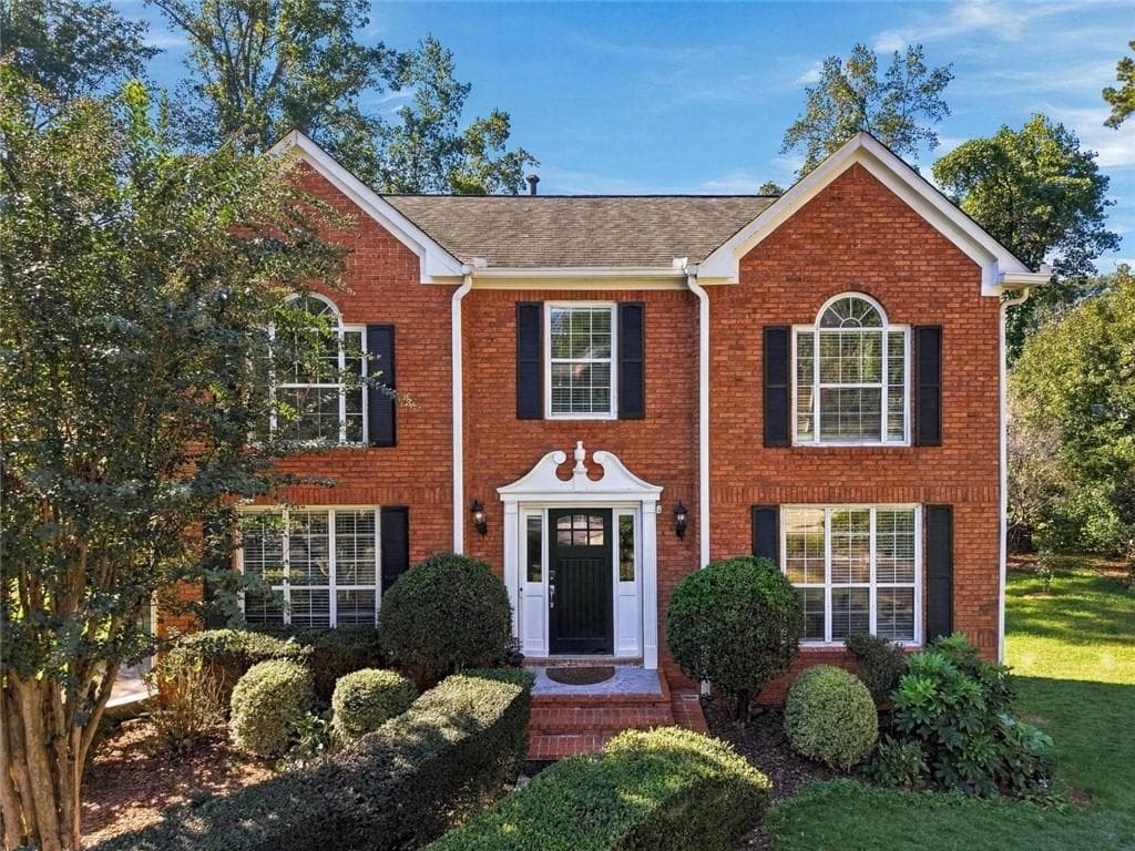 4 bedroom, 3 bathroom, 2,746 sq ft single family residence for sale at 690 Ruxbury Court, Suwanee, GA 30024