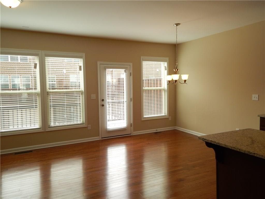 3 bedroom, 4 bathroom, 1,748 sq ft townhouse for rent at 3381 N Twin Alley, Milton, GA 30004 for $2,600 a month — photo 4