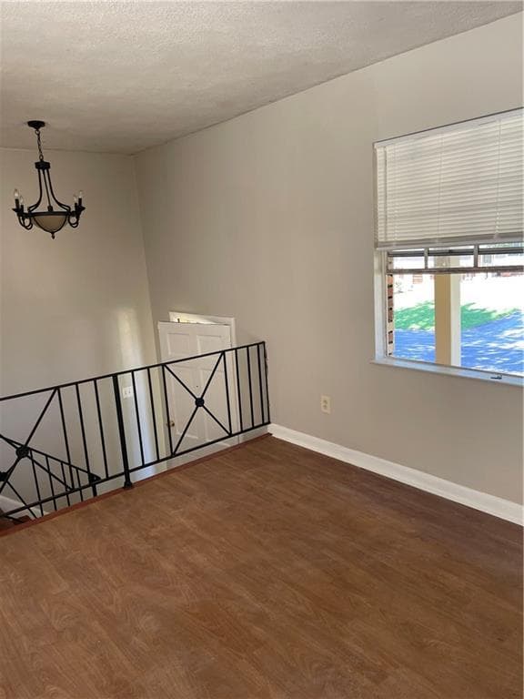 4 bedroom, 11 bathroom, 1,575 sq ft single family residence for sale at 935 Bimini Lane, Forest Park, GA 30297 — photo 3