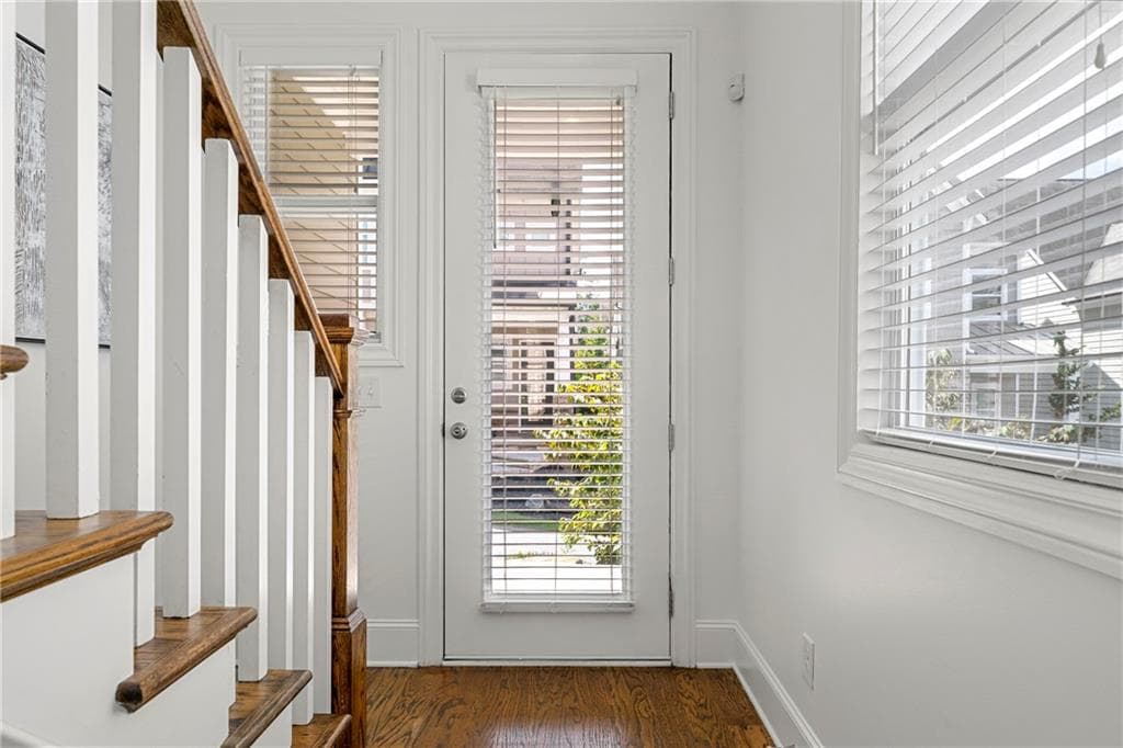 4 bedroom, 4 bathroom, 2,961 sq ft single family residence for sale at 52 Lathhouse Lane, Marietta, GA 30066 — photo 3