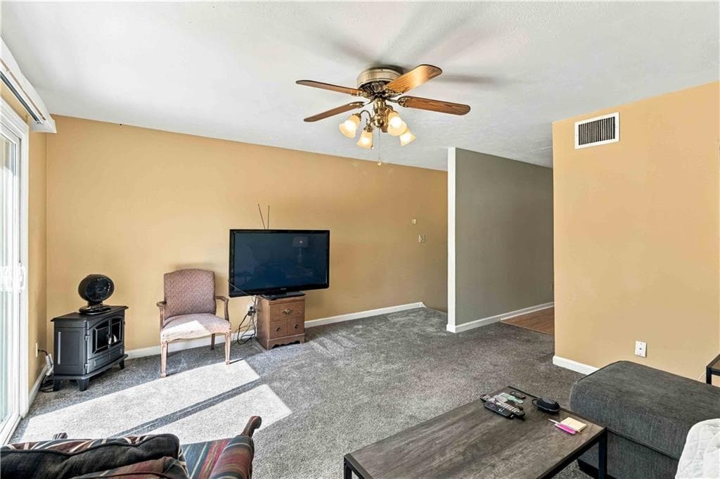 2 bedroom, 1 bathroom, 1,020 sq ft condominium for sale at 3099 Colonial Way G, Atlanta, GA 30341 — photo 8
