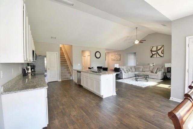 4 bedroom, 4 bathroom, 2,419 sq ft single family residence for sale at 398 Grand Oaks Avenue, Bethlehem, GA 30620 — photo 6