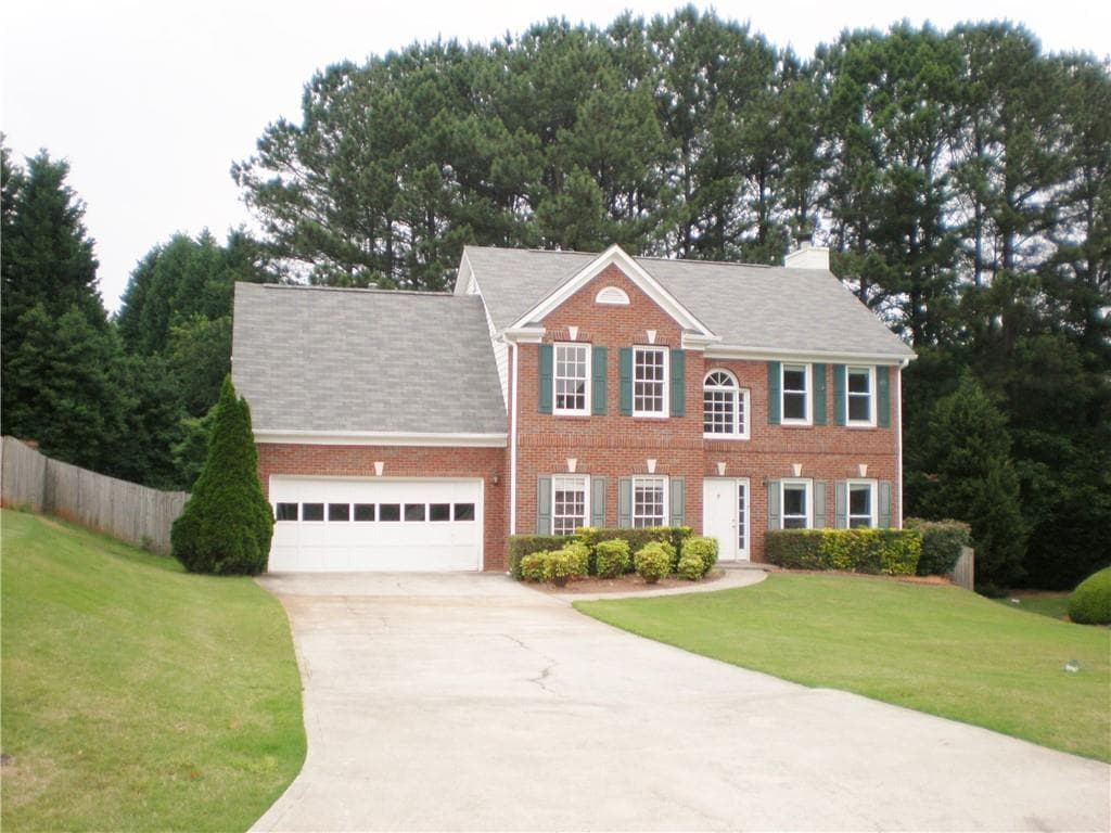 4 bedroom, 3 bathroom, 2,244 sq ft single family residence for rent at 5045 Firelight Lane, Alpharetta, GA 30022 for $2,995 a month — photo 1 of 2