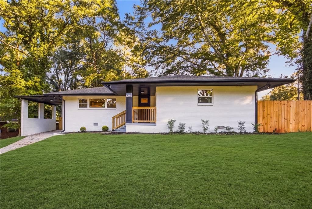 3 bedroom, 2 bathroom, 1,528 sq ft single family residence for sale at 1713 Cahoon Street, Atlanta, GA 30310