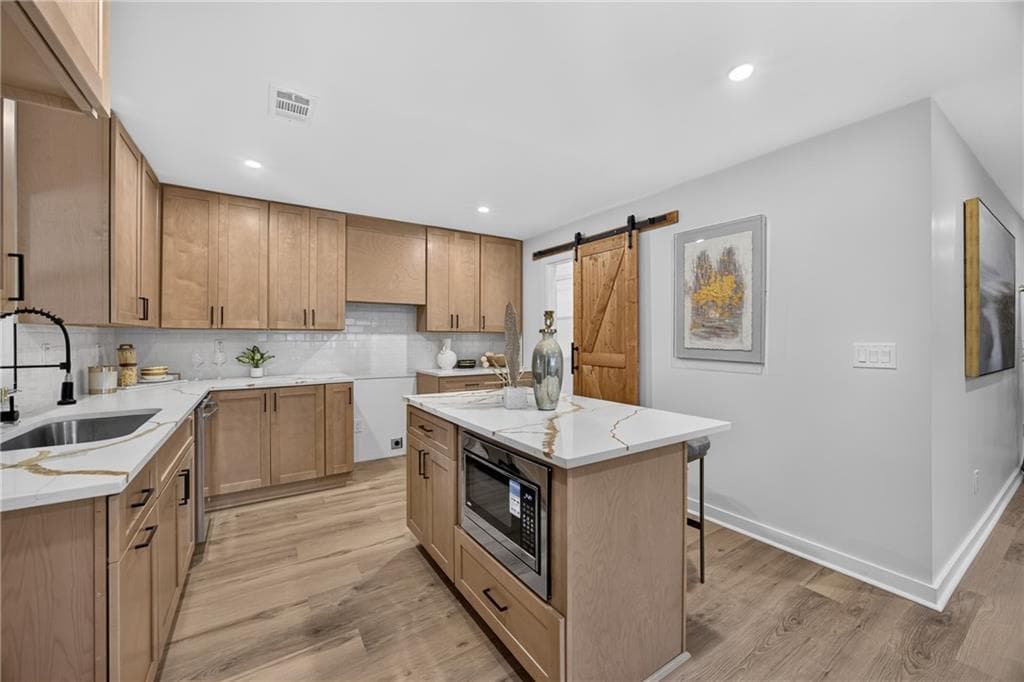 3 bedroom, 2 bathroom, 1,528 sq ft single family residence for sale at 1713 Cahoon Street, Atlanta, GA 30310 — photo 4