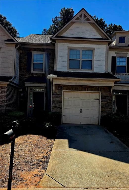 3 bedroom, 3 bathroom, 1,725 sq ft condominium for sale at 5147 Madeline Place, Stone Mountain, GA 30083 — photo 3