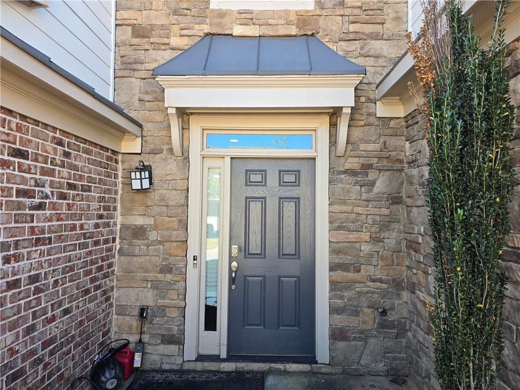 3 bedroom, 3 bathroom, 1,725 sq ft condominium for sale at 5147 Madeline Place, Stone Mountain, GA 30083 — photo 4