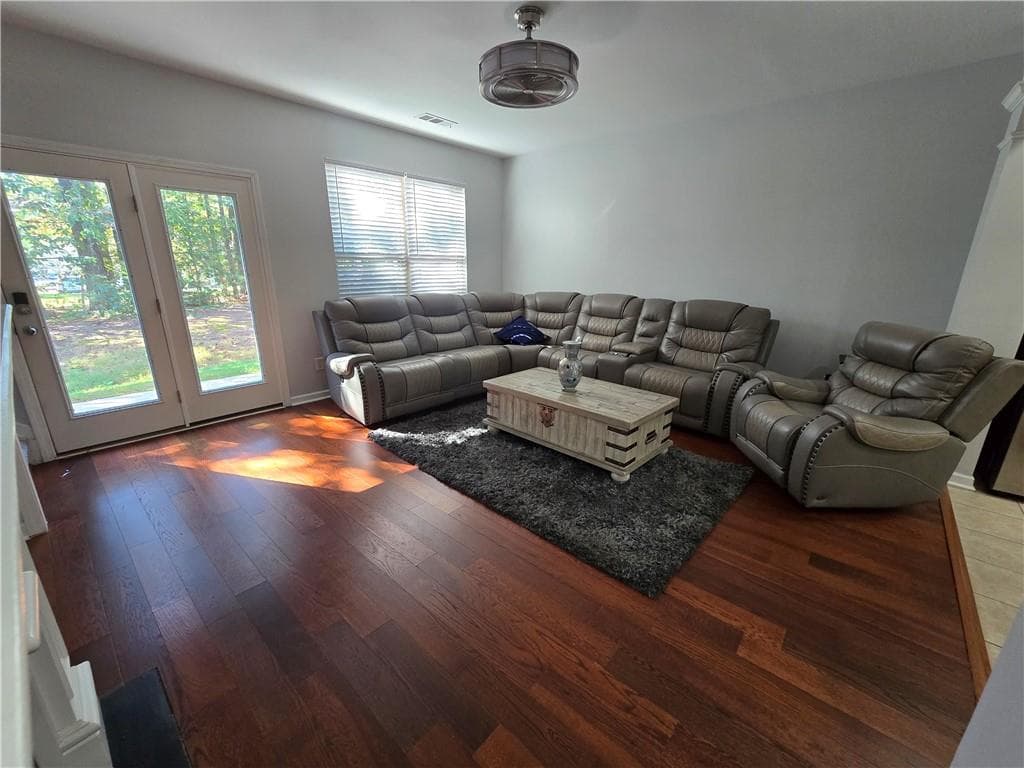 3 bedroom, 3 bathroom, 1,725 sq ft condominium for sale at 5147 Madeline Place, Stone Mountain, GA 30083 — photo 6