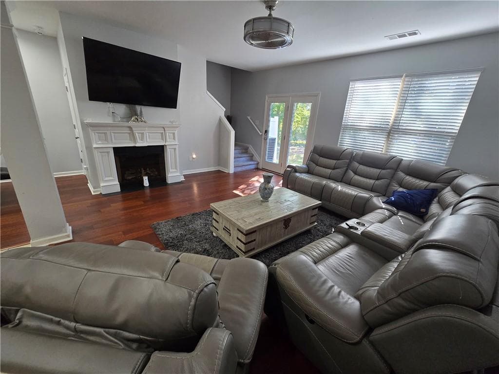 3 bedroom, 3 bathroom, 1,725 sq ft condominium for sale at 5147 Madeline Place, Stone Mountain, GA 30083 — photo 8