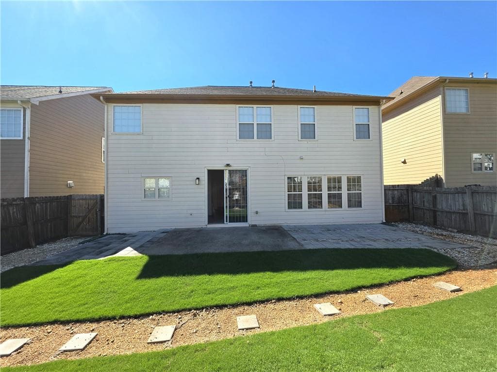 4 bedroom, 3 bathroom, 2,587 sq ft single family residence for sale at 781 Goldenrod Way, Norcross, GA 30093 — photo 3