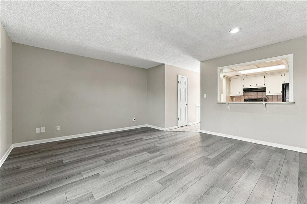2 bedroom, 2 bathroom, 1,024 sq ft condominium for rent at 3730 Old Flowery Bra Road H3, Oakwood, GA 30566 for $1,400 a month — photo 7
