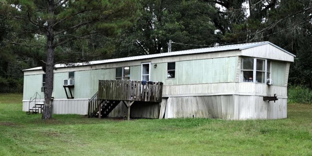 3 bedroom, 2 bathroom, 1,064 sq ft single family residence for sale at 48 Apple Dr, Lakeland, GA 31635 — photo 9