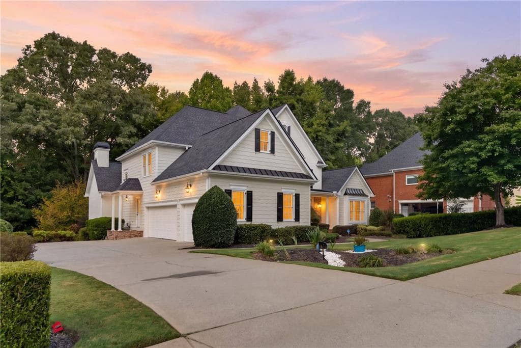 5 bedroom, 6 bathroom, 6,900 sq ft single family residence for sale at 345 Majestic Cove, Milton, GA 30004 — photo 2