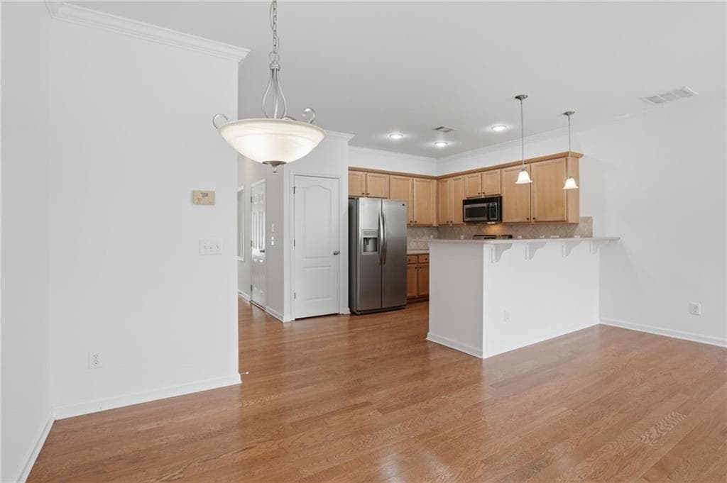 3 bedroom, 4 bathroom, 2,294 sq ft townhouse for sale at 1013 Firethorne Pass, Cumming, GA 30040 — photo 7