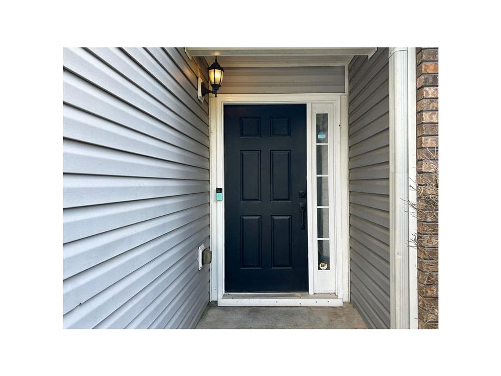 4 bedroom, 2 bathroom, 1,690 sq ft single family residence for rent at 344 River Landing Drive, Monroe, GA 30656 for $2,200 a month — photo 4