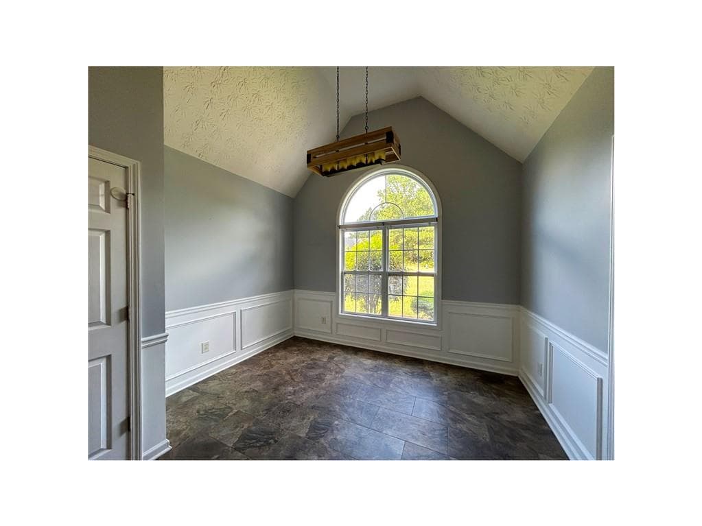4 bedroom, 2 bathroom, 1,690 sq ft single family residence for rent at 344 River Landing Drive, Monroe, GA 30656 for $2,200 a month — photo 9