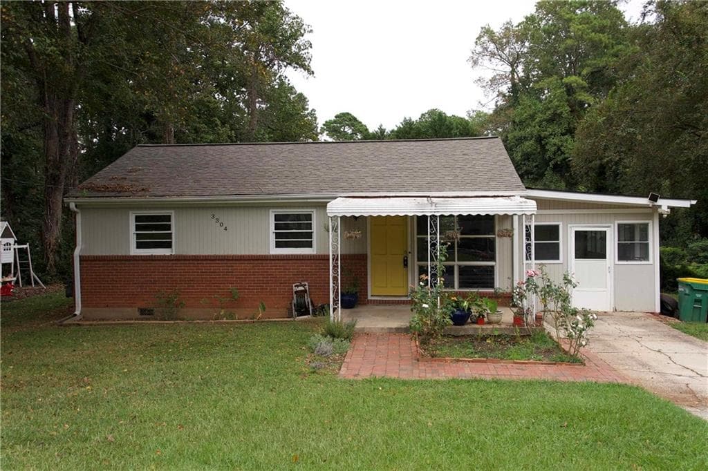 3 bedroom, 2 bathroom, 1,154 sq ft single family residence for rent at 3304 Spring Drive, Atlanta, GA 30360 for $2,400 a month