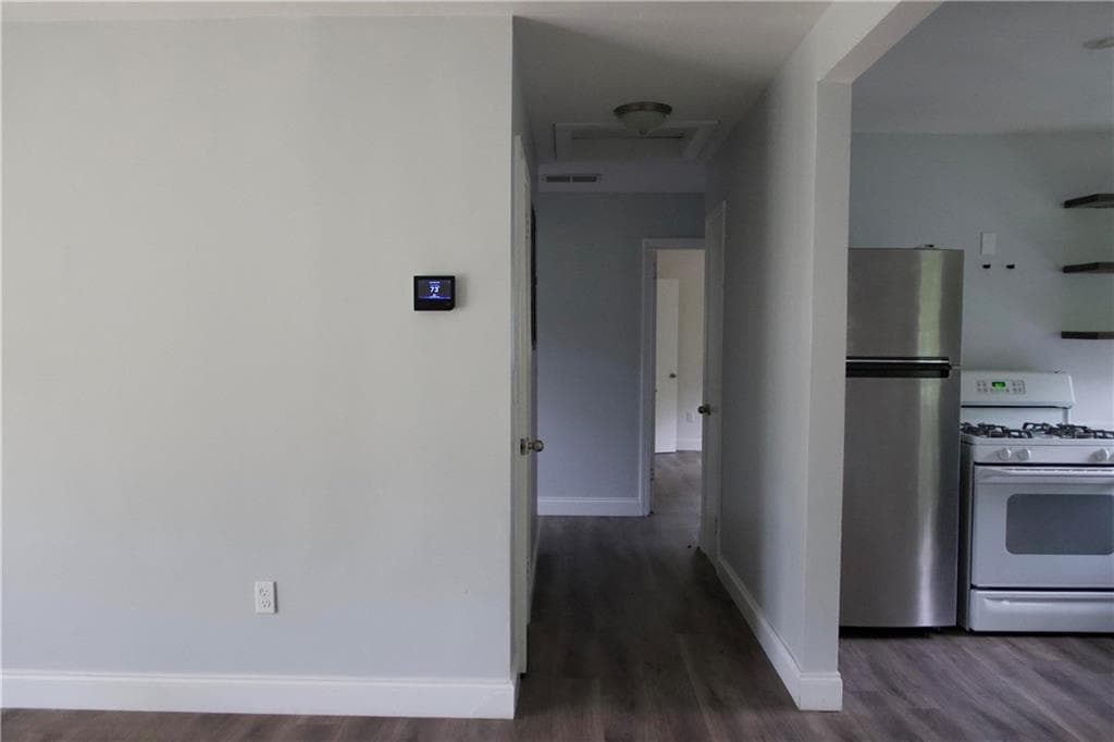 3 bedroom, 2 bathroom, 1,154 sq ft single family residence for rent at 3304 Spring Drive, Atlanta, GA 30360 for $2,400 a month — photo 7