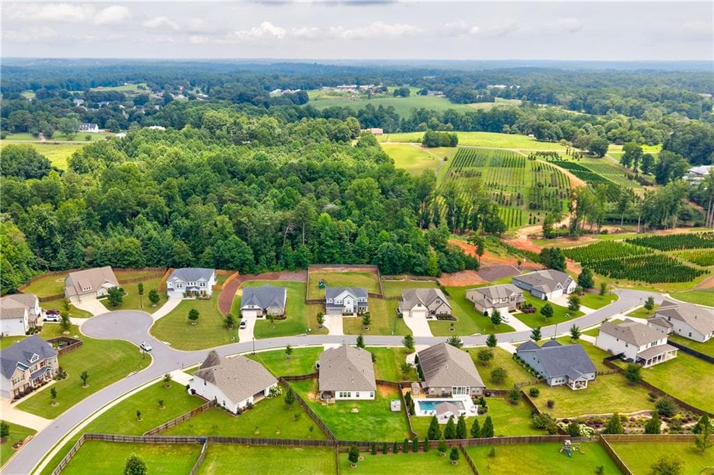 4 bedroom, 3 bathroom, 2,783 sq ft single family residence for sale at 6545 TrailwayTrace Trace, Cumming, GA 30041 — photo 3