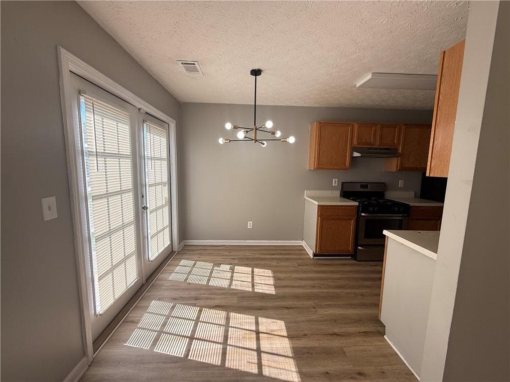 3 bedroom, 3 bathroom, 1,380 sq ft single family residence for rent at 310 Lakeside Circle, Covington, GA 30016 for $2,095 a month — photo 5