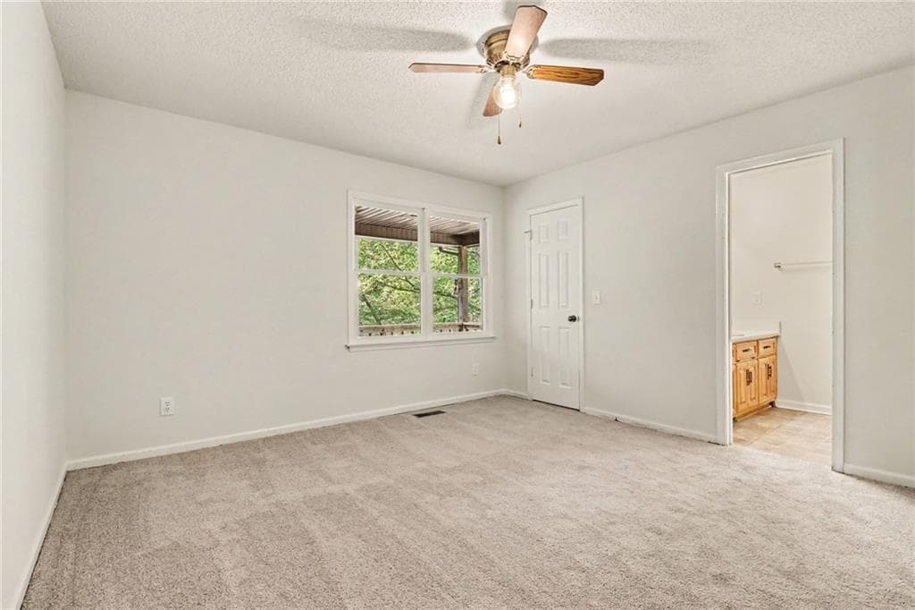 3 bedroom, 3 bathroom, 2,696 sq ft single family residence for sale at 241 Moss Cove Road, Blairsville, GA 30512 — photo 4