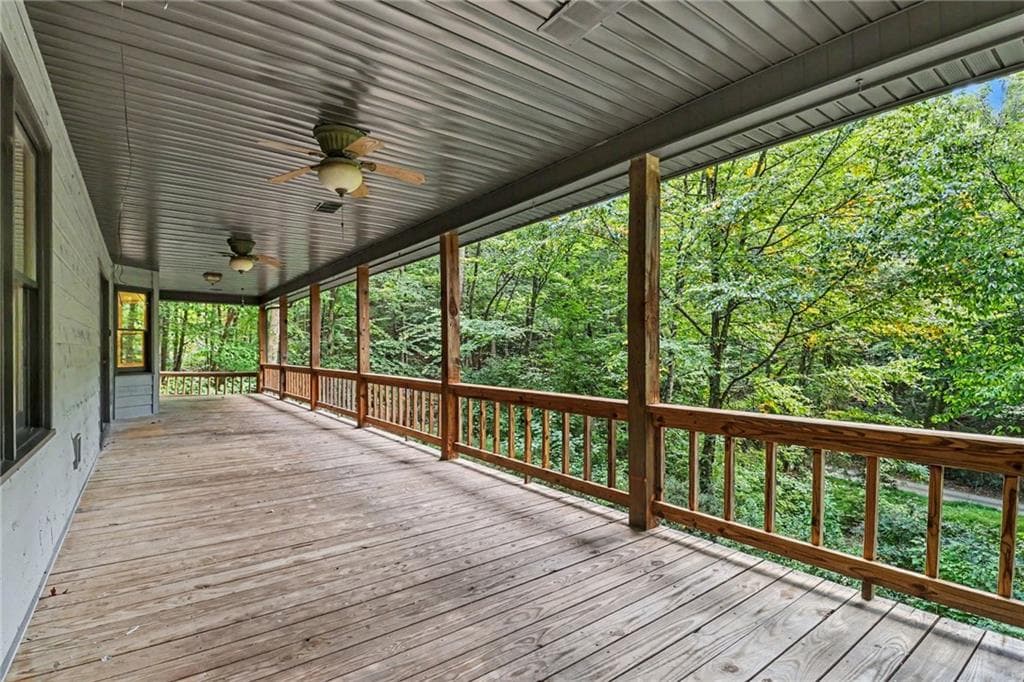 3 bedroom, 3 bathroom, 2,696 sq ft single family residence for sale at 241 Moss Cove Road, Blairsville, GA 30512 — photo 5